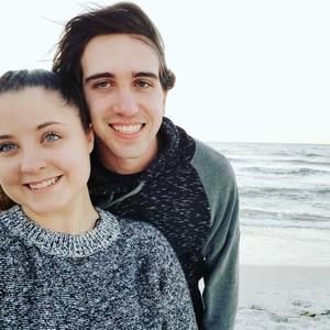 Meet your Posher, Chloe